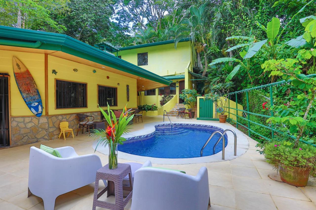 Апарт отель Jungle Creek Мануэль-Антонио Экстерьер фото